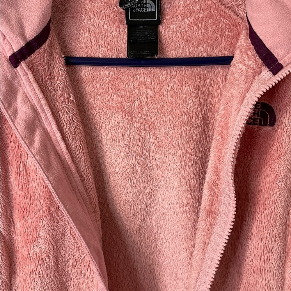 The North Face M Osito Bubble Gum Pink Fuzzy Fleece Jacket Size Medium Women - Picture 10 of 10